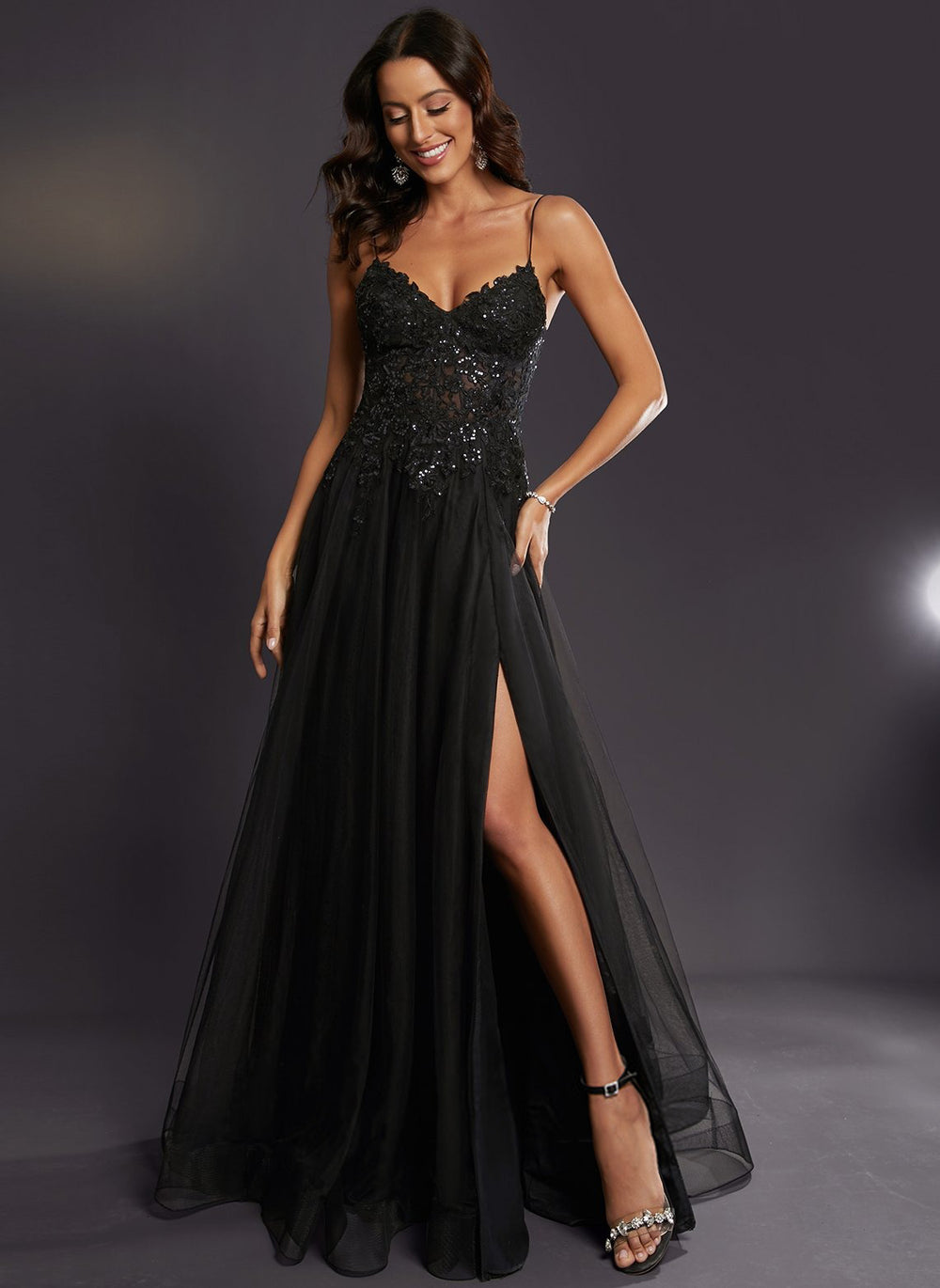 A-line V-Neck Floor-Length Tulle Prom Dresses