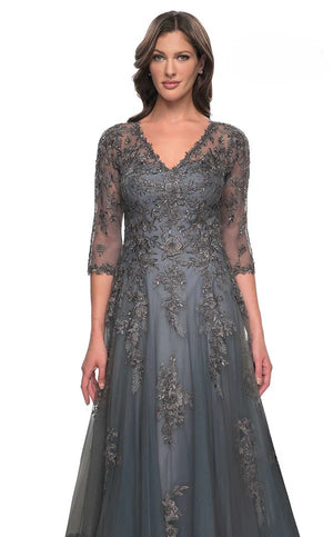 A-line V-Neck Floor-Length Tulle Lace Mother of the Bride Dress With Sequins