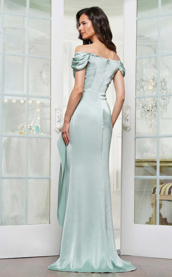 Trumpet/Mermaid Off the Shoulder Sweep Train Satin Prom Dresses With Pleated